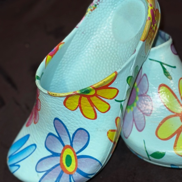 Birkenstock Yellow and Pink Artistic Slippers - Picture 2 of 16